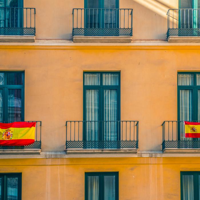 Românii din Spania, loviți din plin de chiriile uriașe: „Ne dau afară pe toți ca să facă apartamente turistice”