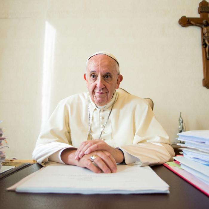 Câți bani avea papa Francisc în momentul morții. Salariul uriaș îl refuza de 12 ani