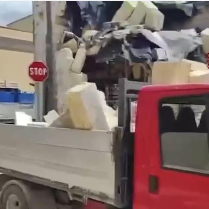 Clădire prăbușită în Italia. Patru răniți scoși de sub dărâmături de pompieri