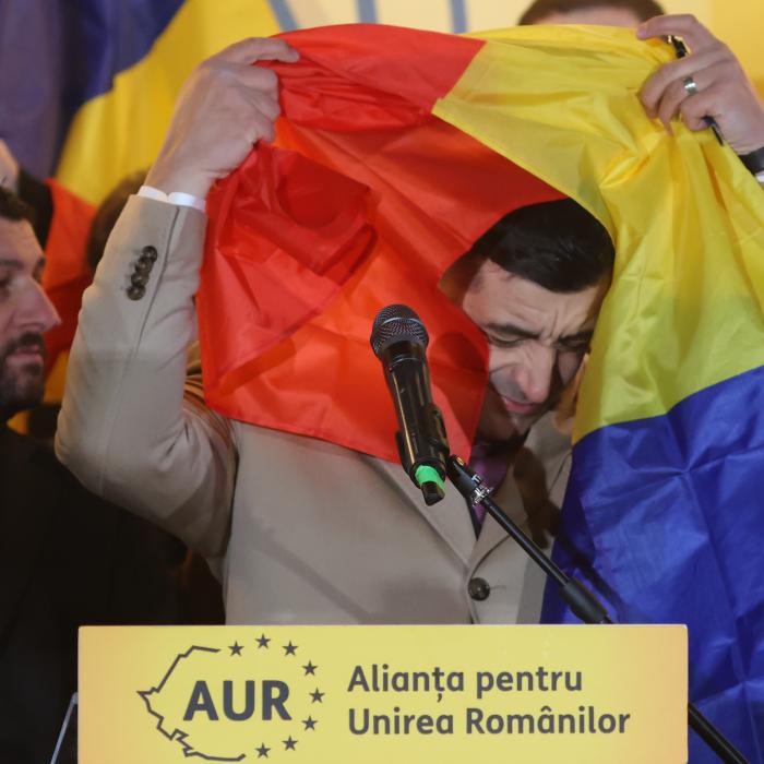 3,2 milioane vs 586.000: NU mai certați diaspora! Nu ei l-au ales pe Simion, l-au băgat pe Nicușor în turul 2