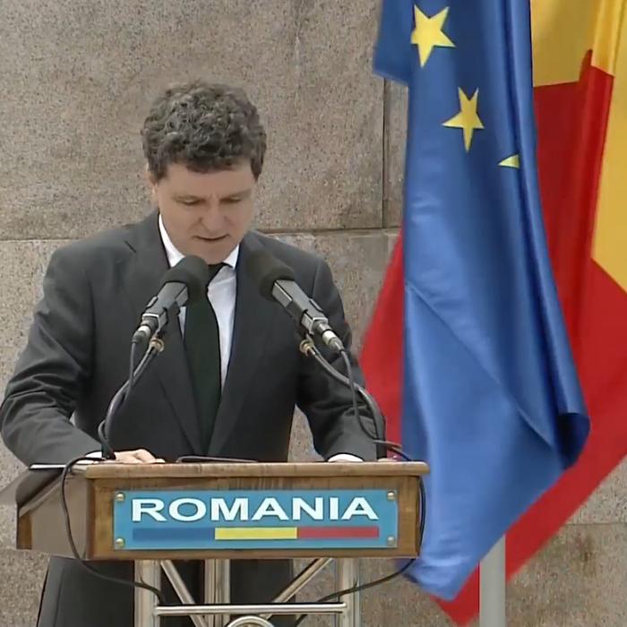 Preşedintele Nicuşor Dan, mesaj de Ziua Eroilor: "Să fim uniţi astăzi, aşa cum am fost în cele mai grele momente ale istoriei"