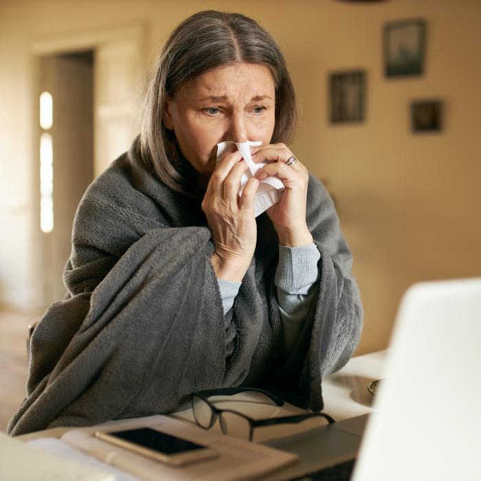 Te prefaci bolnav să iei concediu medical? Țara din Europa în care poți face închisoare dacă minți angajatorul