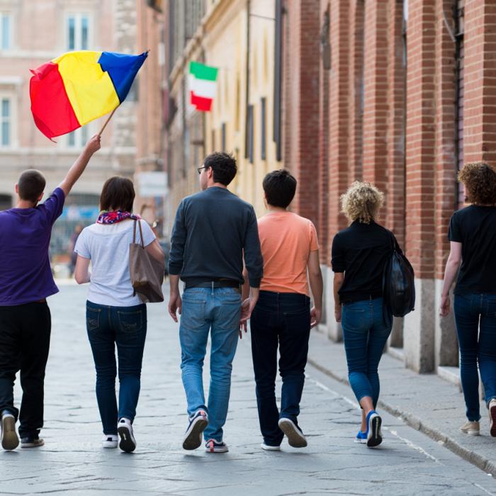 A început migraţia inversă. Italienii sunt îngrijorați de numărul mare de români care părăsesc Italia şi se întorc în România