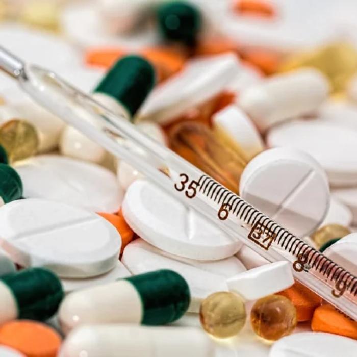 Alertă în Italia: Mai mulți adolescenți au murit intoxicați, după ce au luat medicamente cu rețete false
