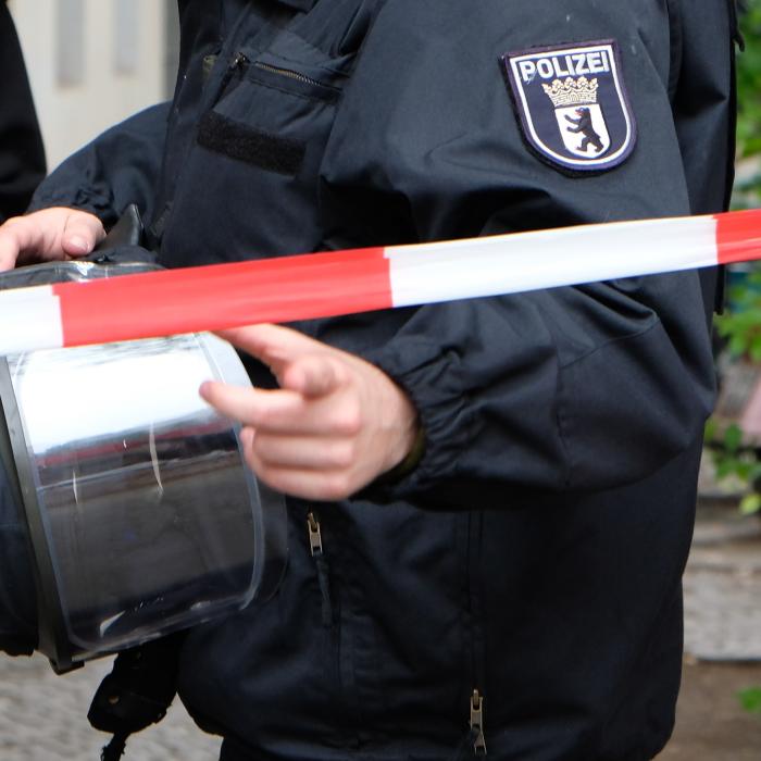 Caz ciudat la Viena: Un bărbat i-a atacat cu un cuțit pe cerșetorii români din jurul unei gări