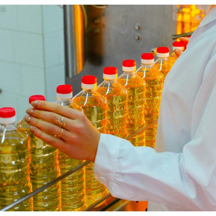 Una din cele mai mari fabrici de ulei din România, vândută unei companii din Bulgaria