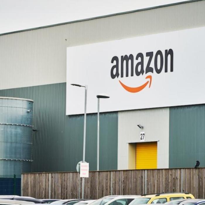 Un român și-a dat demisia de la Amazon, furios: „E moarte lentă!” VIDEO
