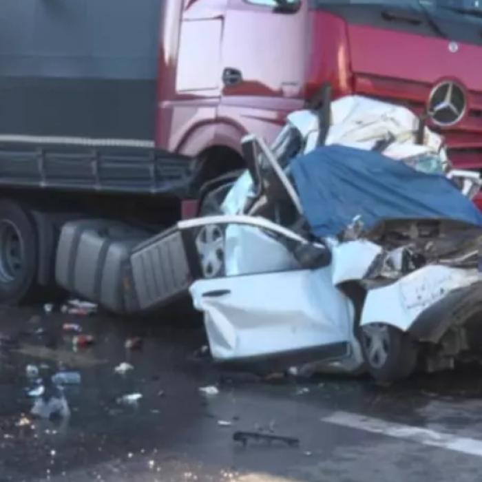 Patru șoferi de TIR, amendați în Germania după ce au filmat cum murea victima unui accident în care a fost implicat un român 