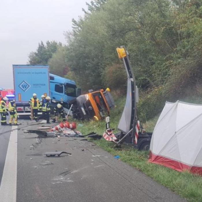 Un român care lucra la întreținerea autostrăzilor în Germania, ucis pe loc un TIR scăpat de sub control