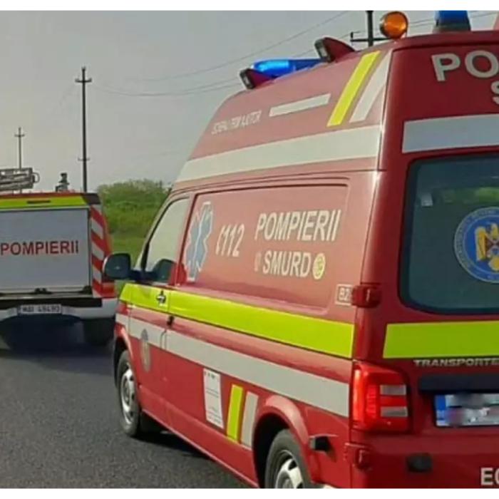 Un copil a murit, iar mama și surorile au ajuns la spital. Ar fi mâncat crenvurști de la magazin