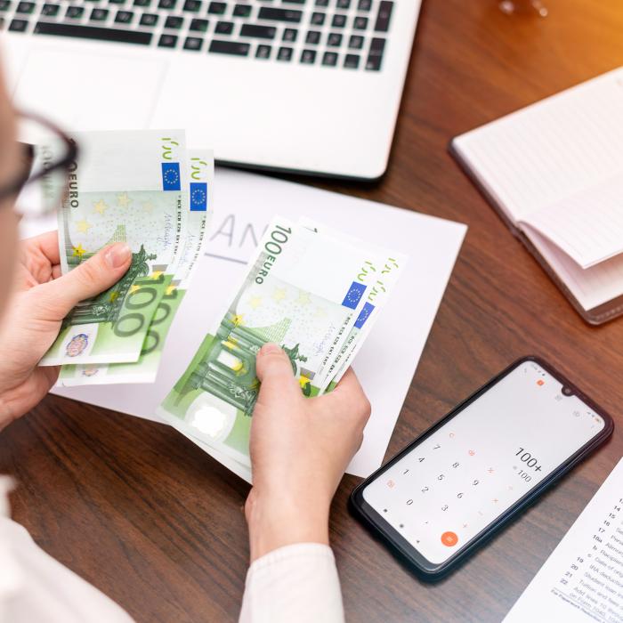 Salarii mai mari în administrațiile locale din Italia: Guvernul alocă 150 de milioane de euro