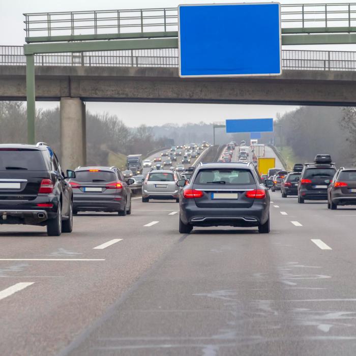 Cum au oprit polițiștii nemți un bătrân de 94 de ani care circula pe contrasens pe autostradă 