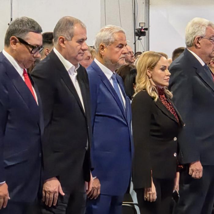 Grindeanu: "Nu mai vreau un PSD plăpând". La congresul PSD au fost invitați Năstase, Ponta, Geoană, Ciolacu