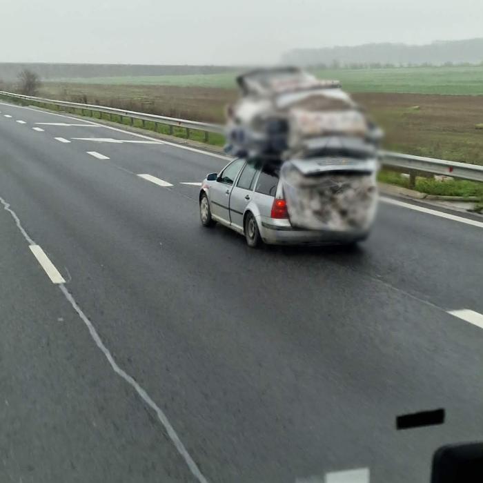 Fotografia zilei pe o autostradă din România. Ce transporta un român spre București