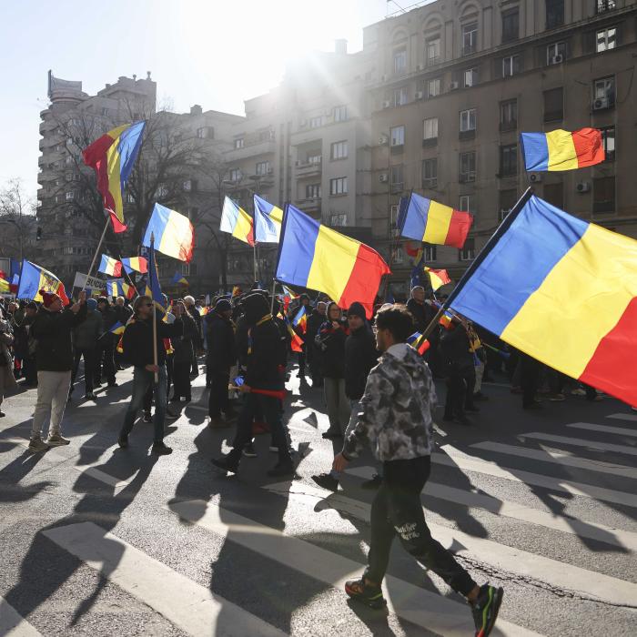 Un procent uriaș din românii din străinătate vor să investească în România. Iată domeniile care-i interesează