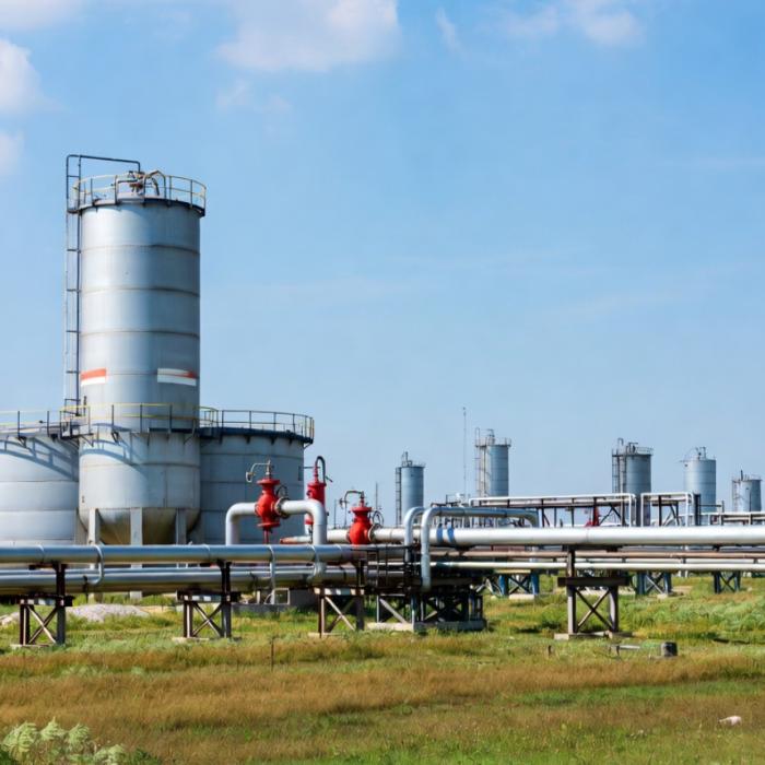 Rusia extinde interdicţia privind exporturile de benzină