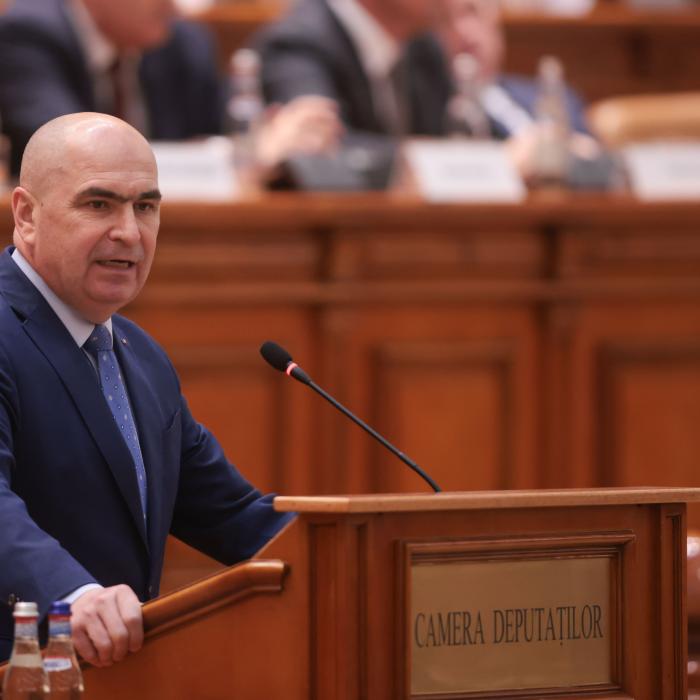 Bolojan a trimis la CCR documentul în care le explică judecătorilor efectele amânării deciziei pe pensiile speciale