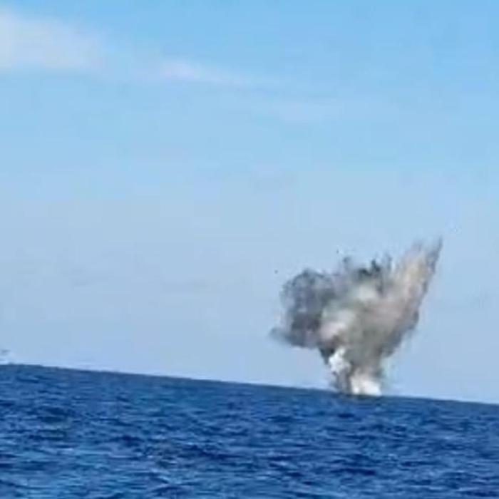 Petrolier grec lovit în Marea Neagră, lângă un port rusesc. Un român se afla la bord