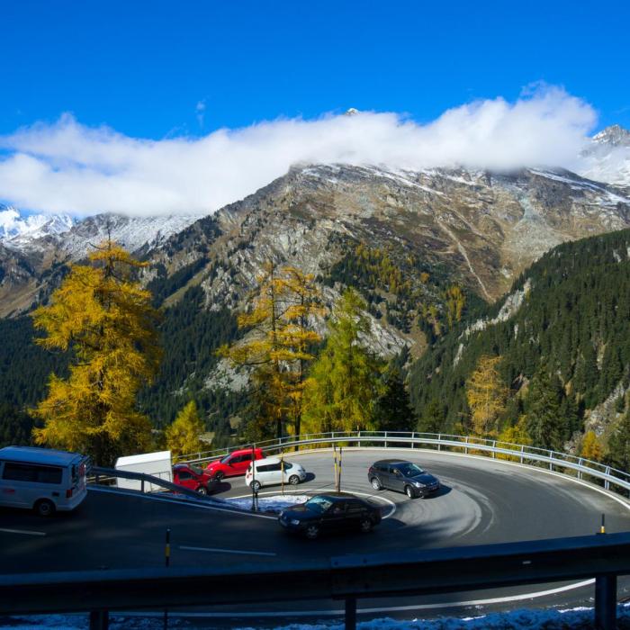 Elveția introduce o taxă de 23 de euro pentru toți șoferii care tranzitează țara