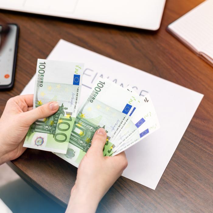 "Cel mai rău lucru pe care-l poți face în Germania". O româncă povestește cum s-a trezit cu conturile blocate 