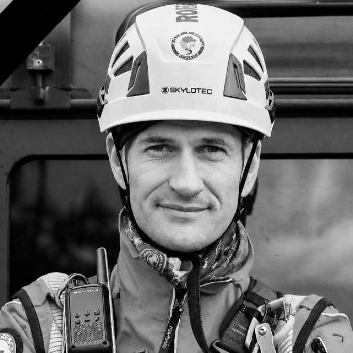 Bărbatul care a murit în avalanșa de pe Valea Coștilei era locotent-colonel la ISU Braşov