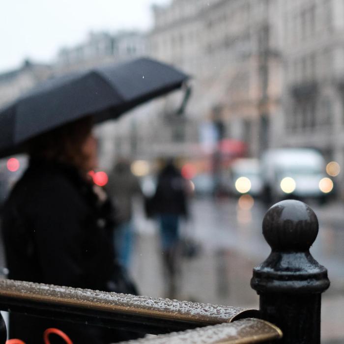 Concluzia unui român după 10 ani în Londra: "Am bifat ploaia. Definitiv. Ne mutăm"