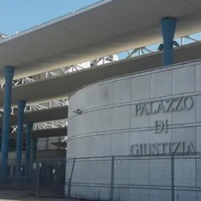 Român judecat în Italia, după ce a abuzat o tânără cu dizabilități. Mama fetei a depus plângere