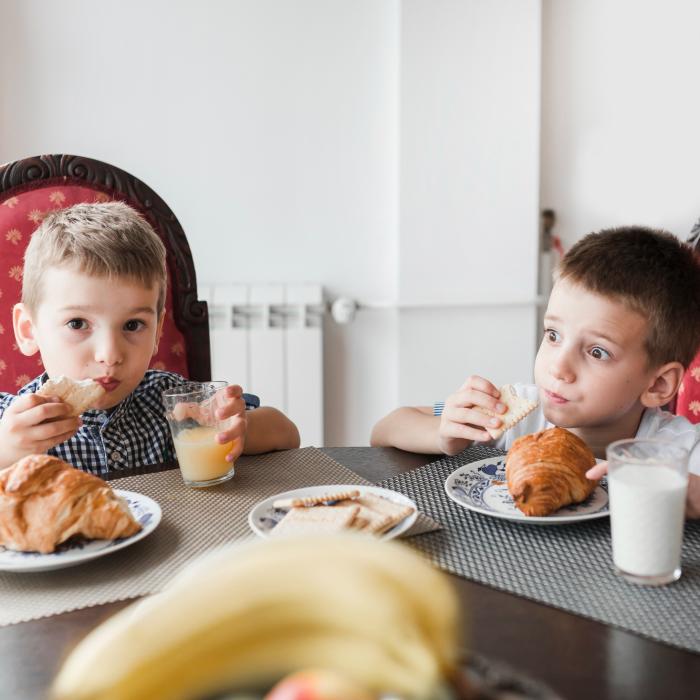 Ce mănâncă copiii la grădiniță în Franța. O româncă dezvăluie meniul care i-a surprins pe mulți părinți