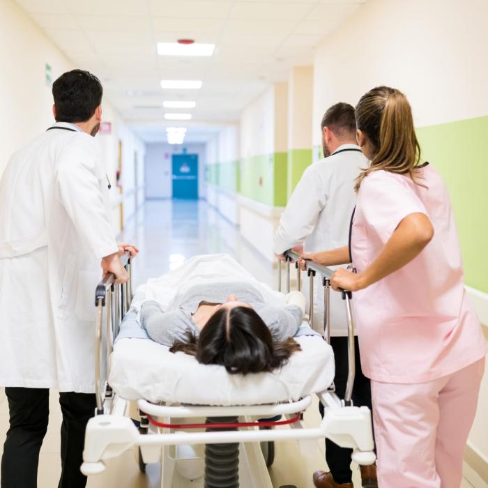 Alexandra, o tânără românca din Italia, a murit la cinci zile după ce a fost externată. Anchetă pentru omor din culpă