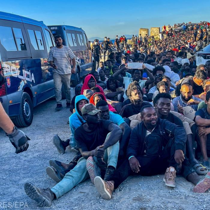 Spania se pregătește pentru un nou asalt al migranților în Ceuta. Garda Civilă: „Dacă săriți în mare, probabil veți muri!"
