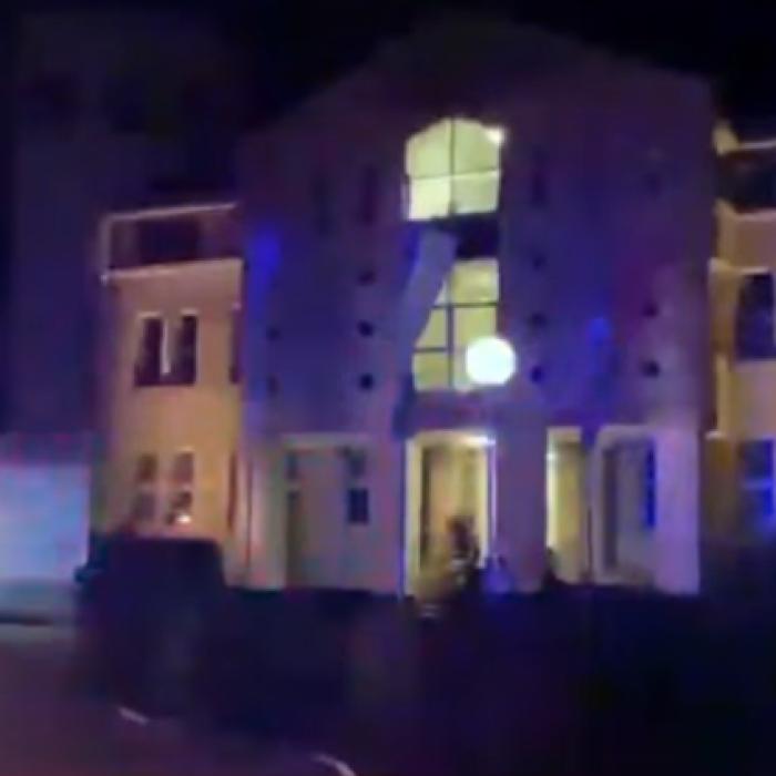 Incendiul de la centrul medical din Arad a pornit de la un bătrân care a dat foc unor ziare în salon