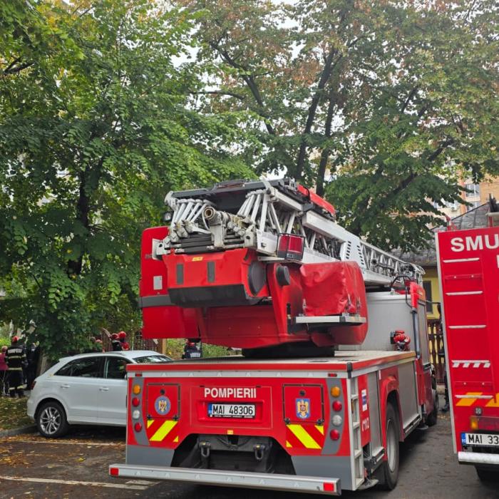 Structura de rezistenţă a blocului din Drumul Taberei nu a fost afectată. Locatarii au revenit în imobil
