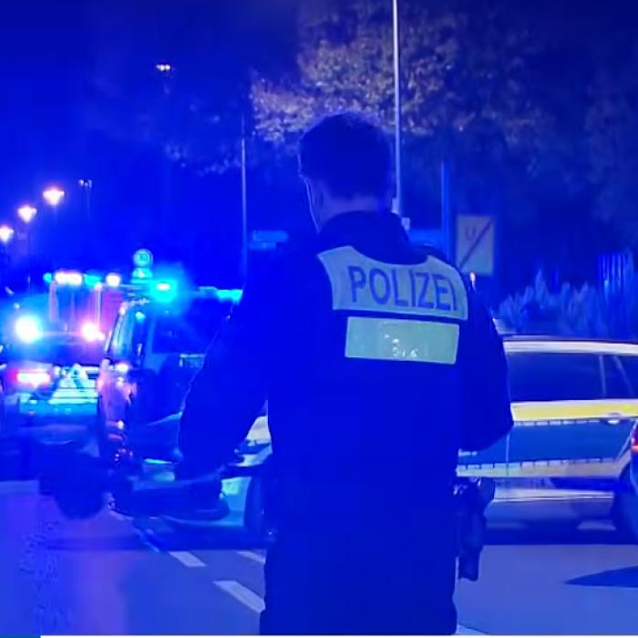 Cinci persoane rănite grav, după ce o maşină a intrat într-un grup în nordul Germaniei