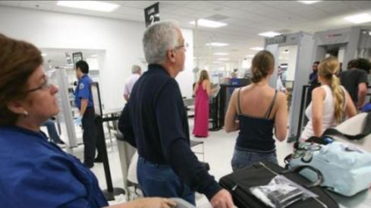 control_securitate_aeroport