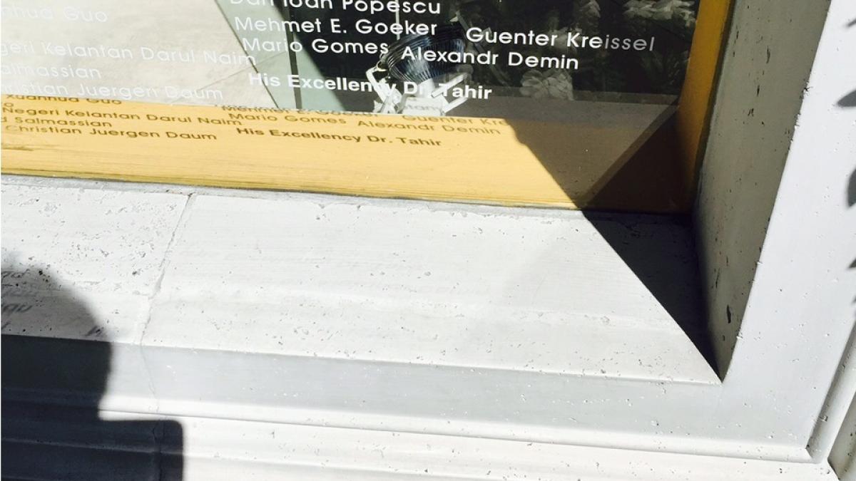 magazin_vitrina_beverly_hills