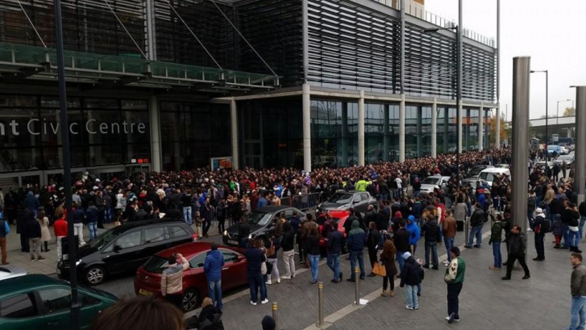 alegeri_coada_londra