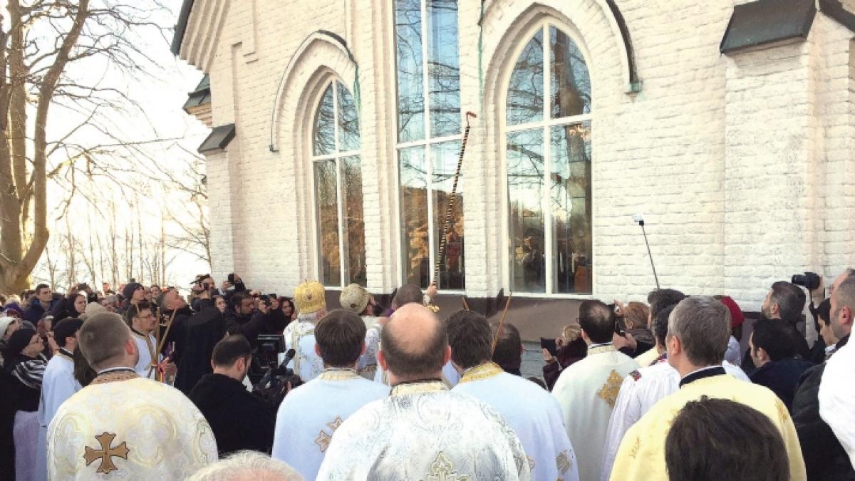 slujba_biserica_suedia