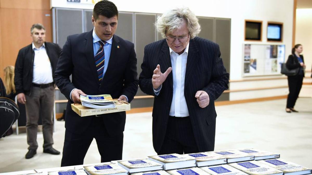 31306896_2026784464249749_6489122433755250688_n