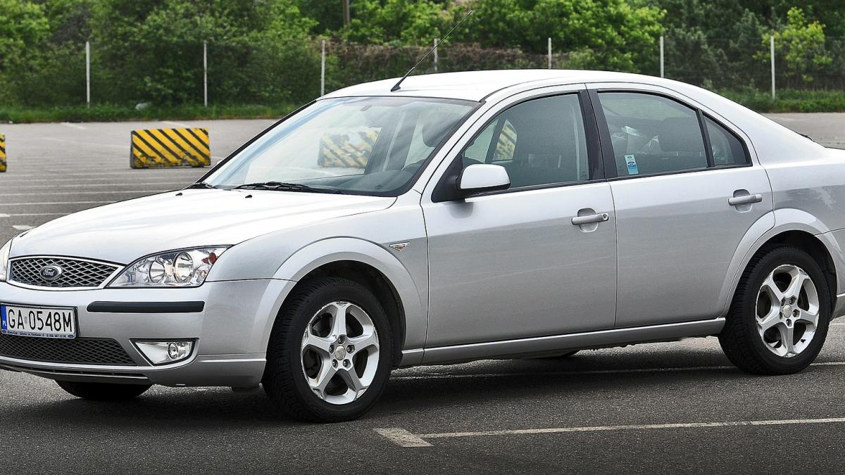 masina_ford_mondeo