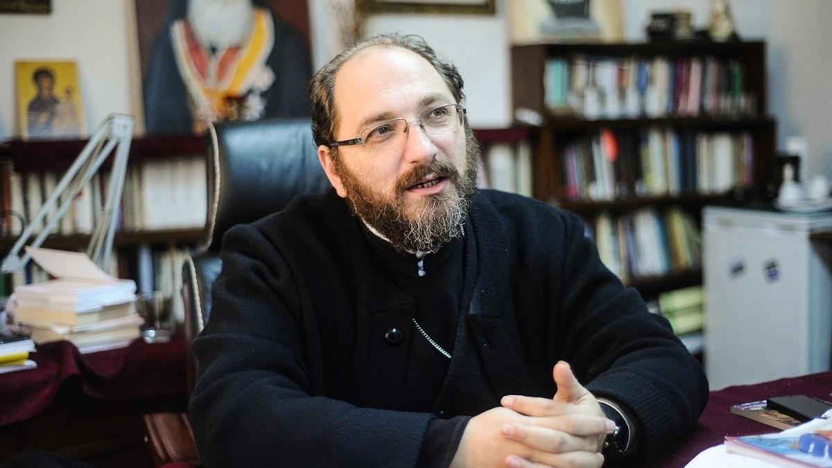 constantin_necula_preot