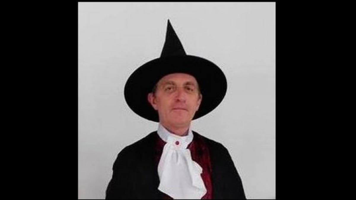 nicolae_hurduc_omul_se_trage_din_maimuta_312797