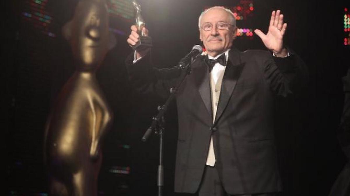 victor_rebengiuc123_61725900