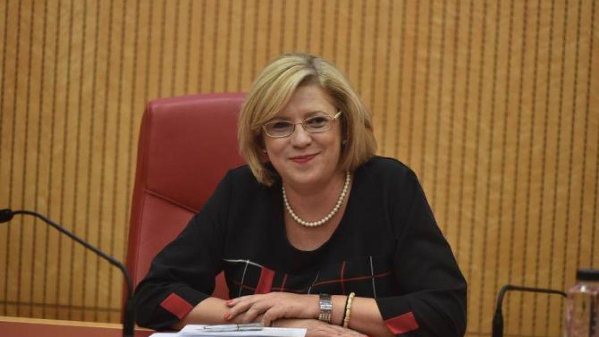 corina_cretu_95018600