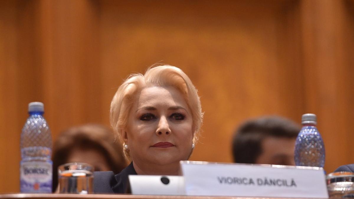 viorica_dancila_in_parlamentul_romaniei