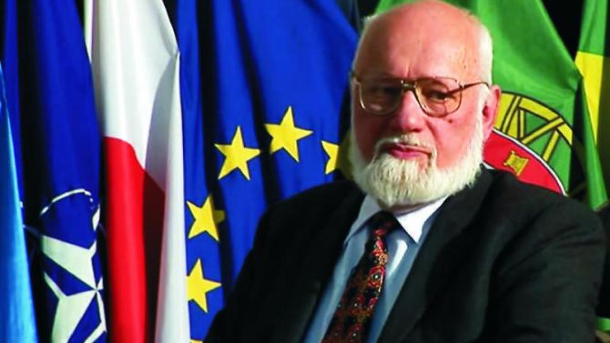 gelu_voican_voiculescu_79083600