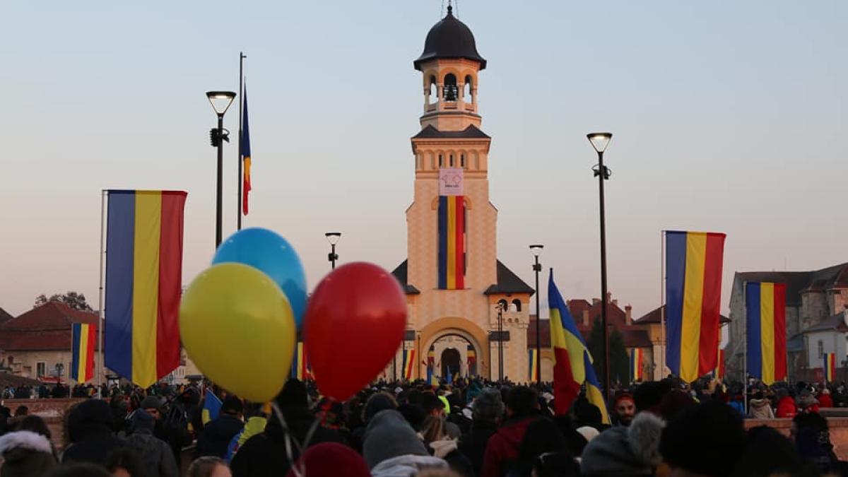 romania_alba_iulia_tricolor
