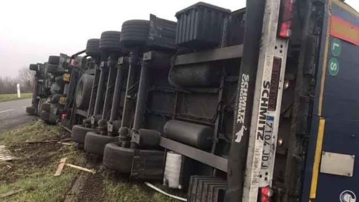 tir_rasturnat_franta