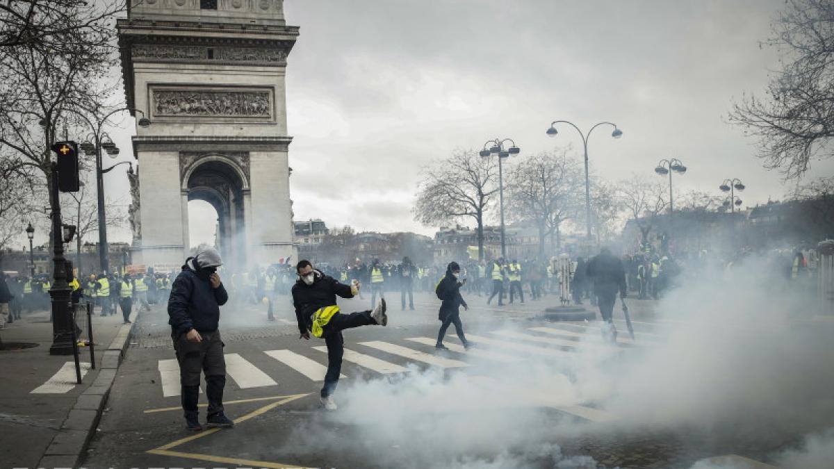 paris_violente_arcul_de_triumf_vestele_galbene