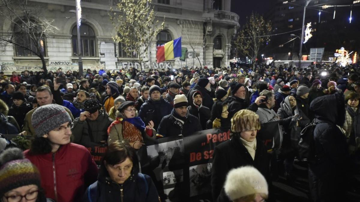 proteste_noaptea_iarna