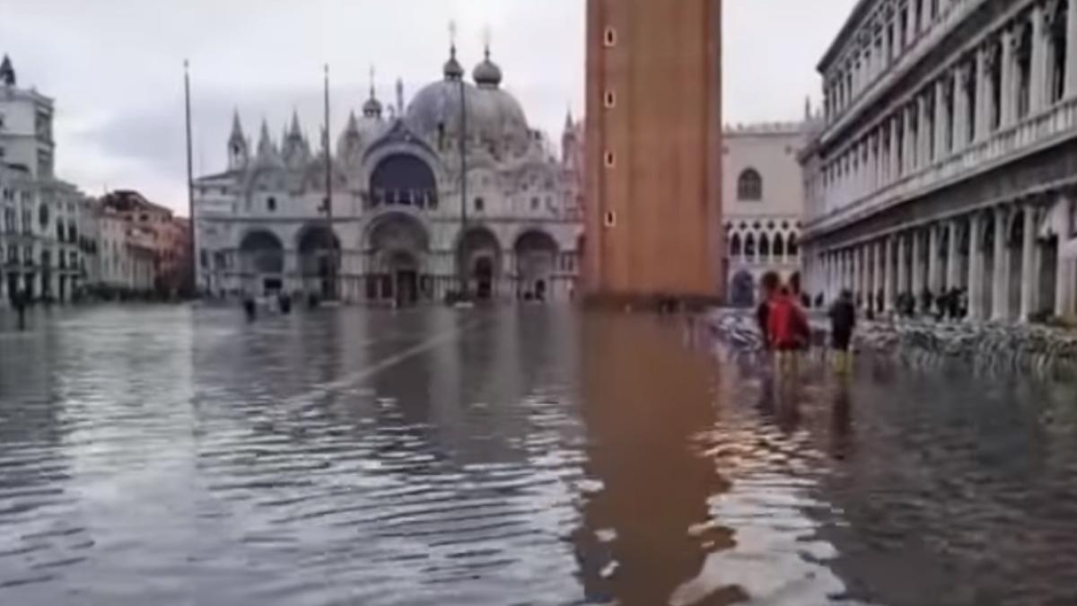 italia_venetia_aqua_alta